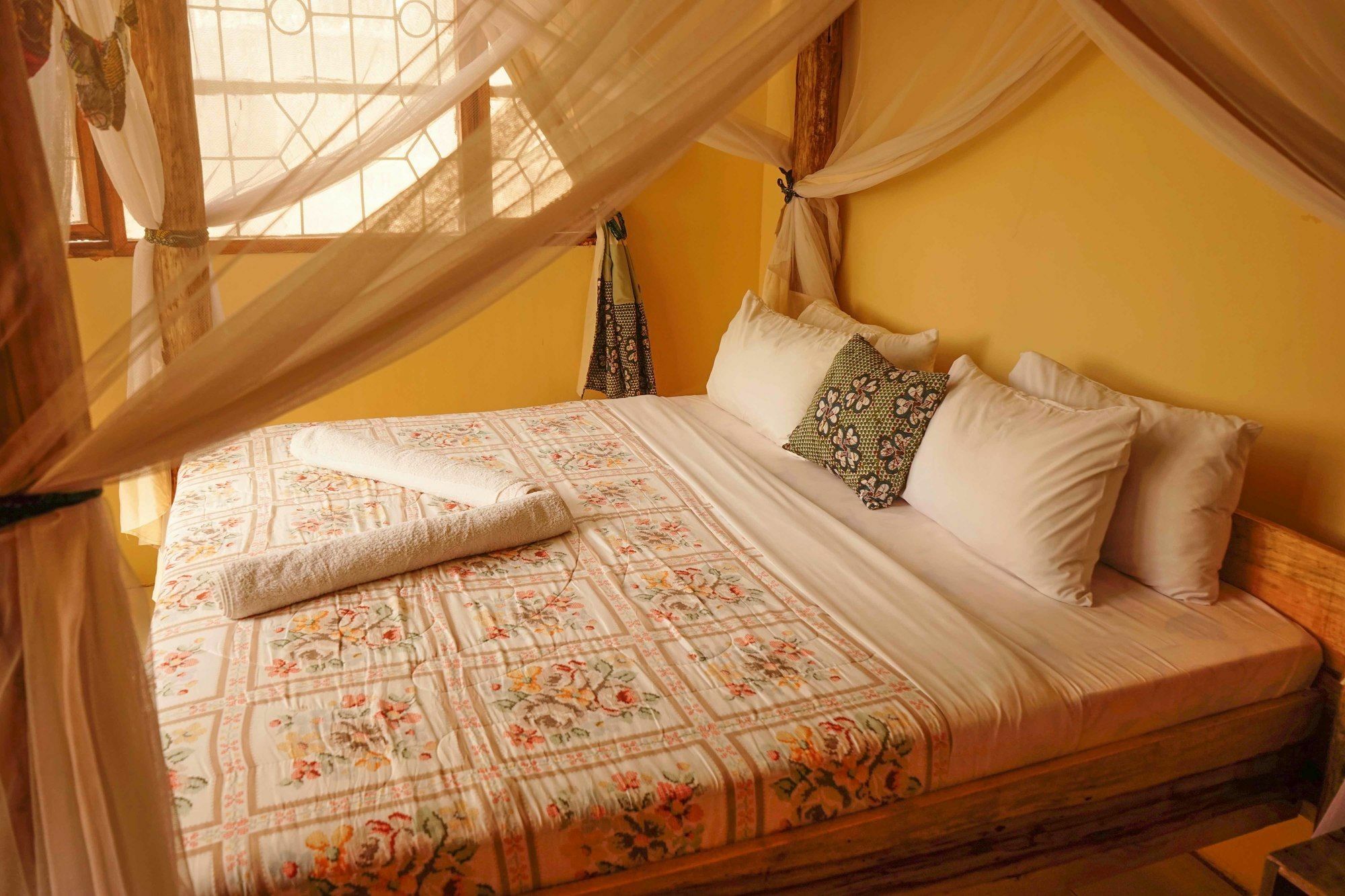 The Secret Garden Hotel موشي المظهر الخارجي الصورة