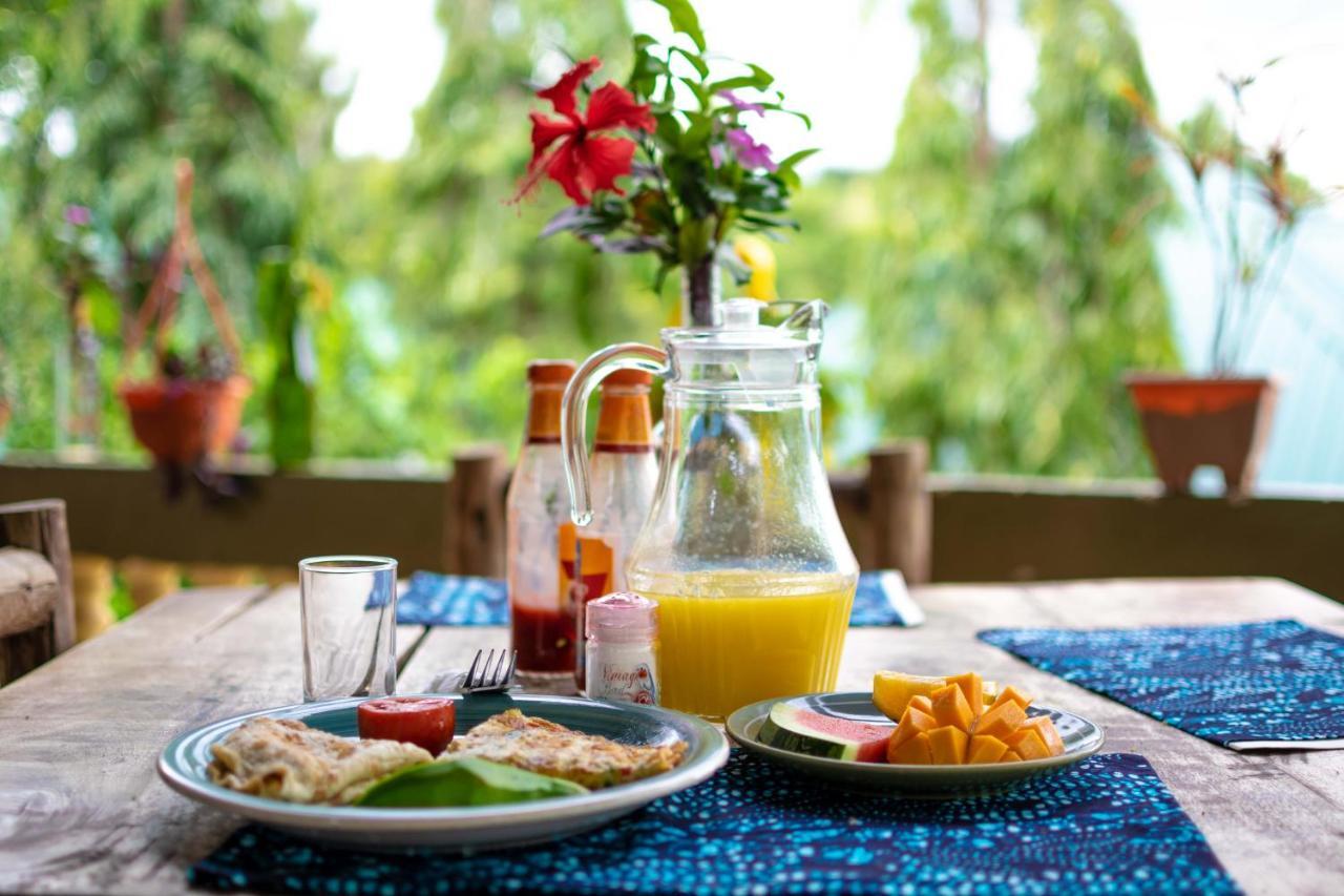 The Secret Garden Hotel موشي المظهر الخارجي الصورة